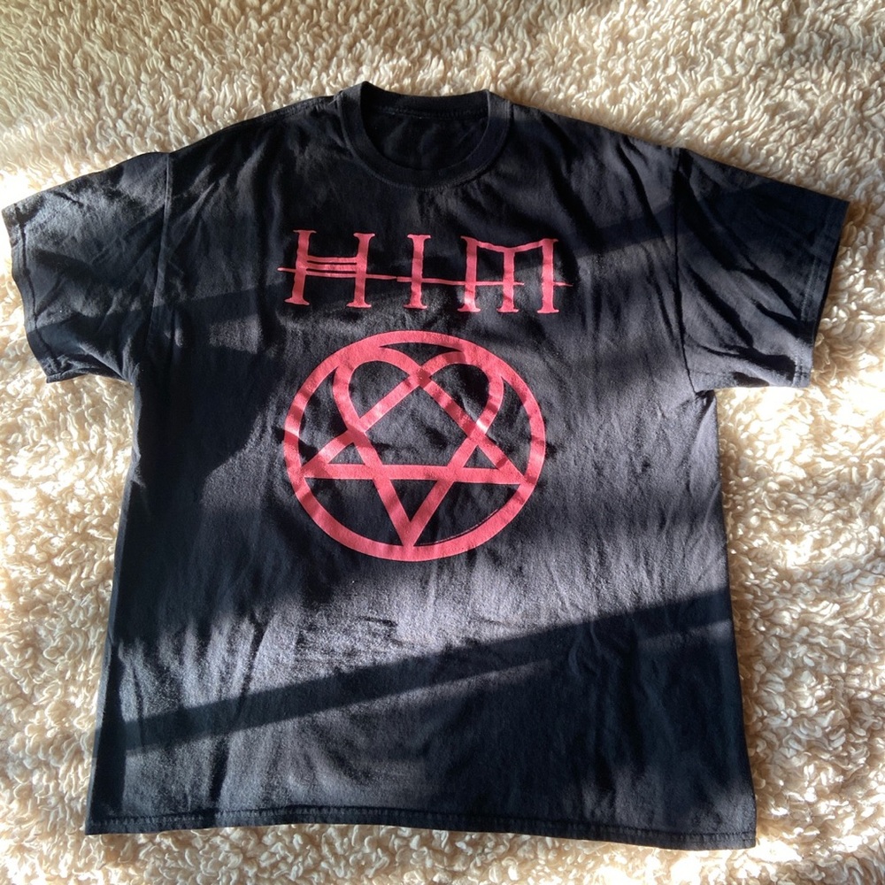 HIM Heartagram tee